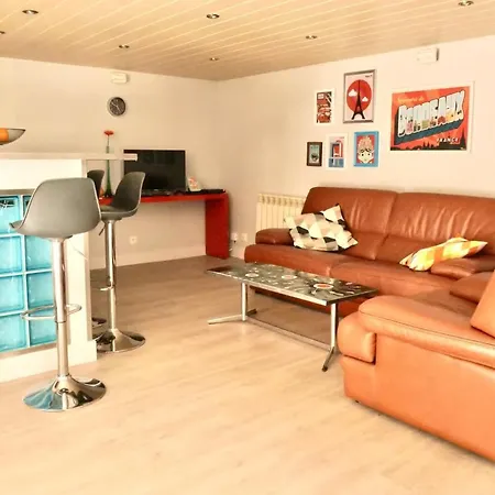 Centre Historique: Duplex Apartment Bordeaux